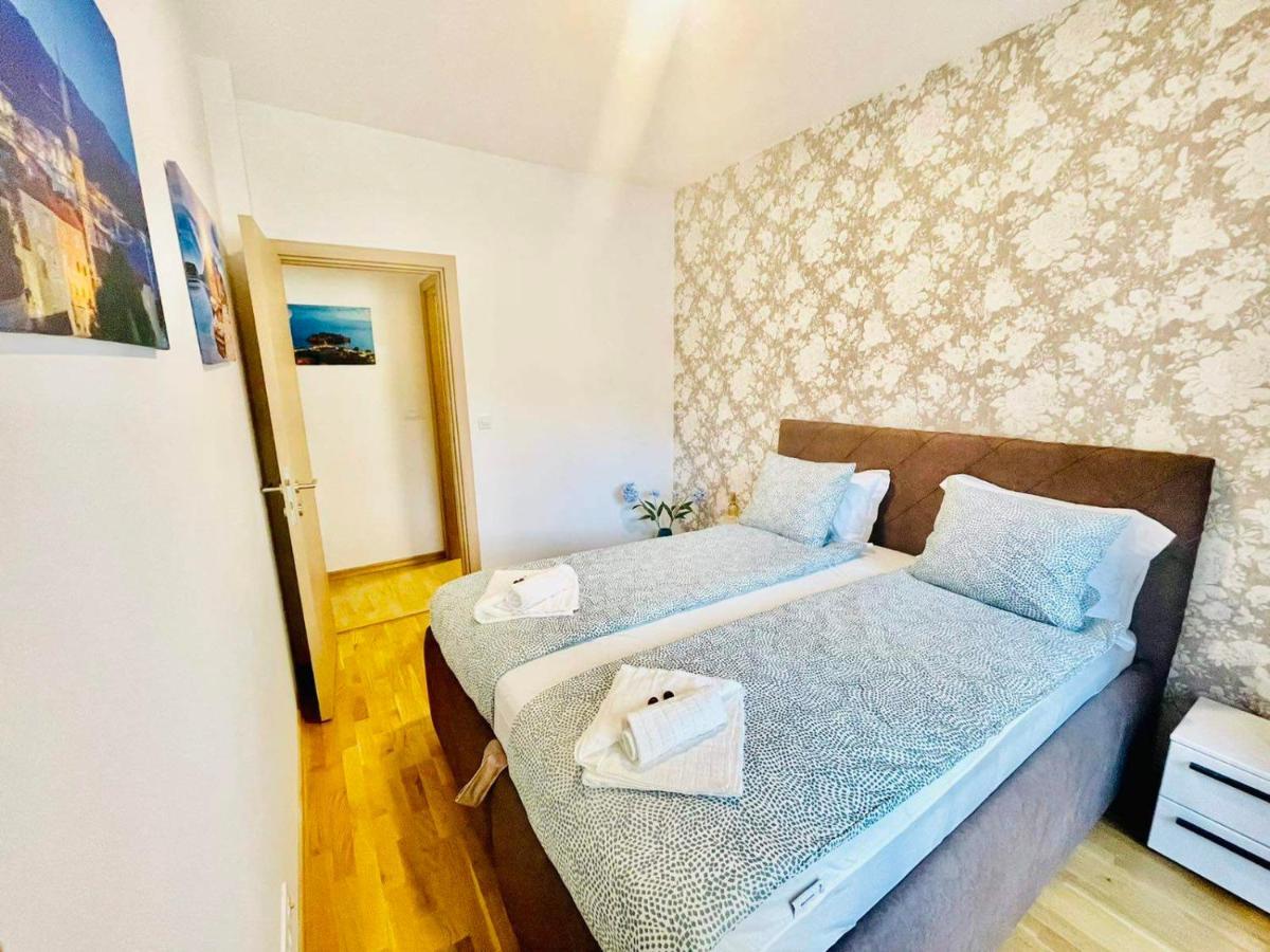 Olive Square Apartment Budva Eksteriør billede