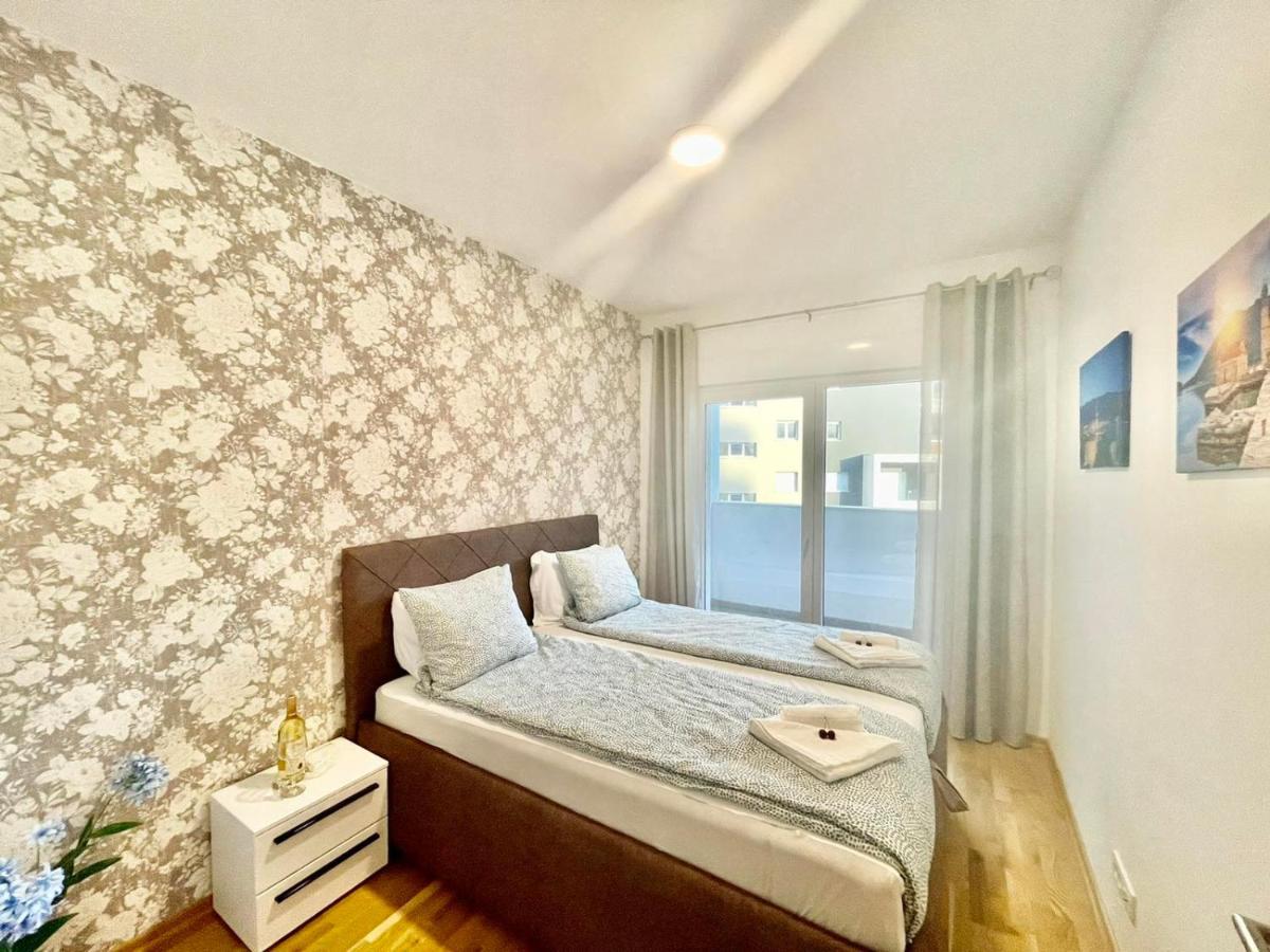 Olive Square Apartment Budva Eksteriør billede